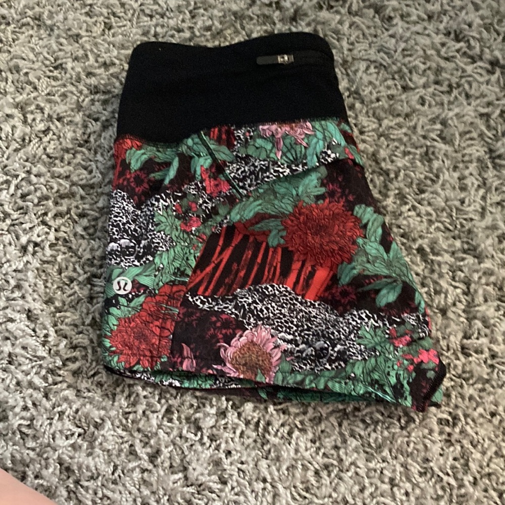 lululemon multi-colored speed up shorts